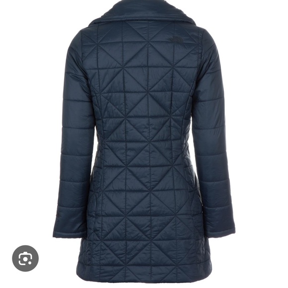 The North Face Women's Insulated Arlayne Jacket size S - Picture 2 of 8